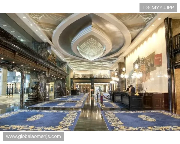 澳门置地广场位置全攻略，涵盖交通方式、附近地标及停车信息